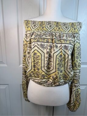 Boho Wrangler Retro Yellow Paisley Off Shoulder Balloon Sleeve
Crop Top Blouse